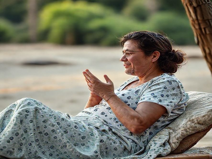 Apoio para os Pés Retrátil e Encosto 150°: A Combinação Perfeita para o Descanso.