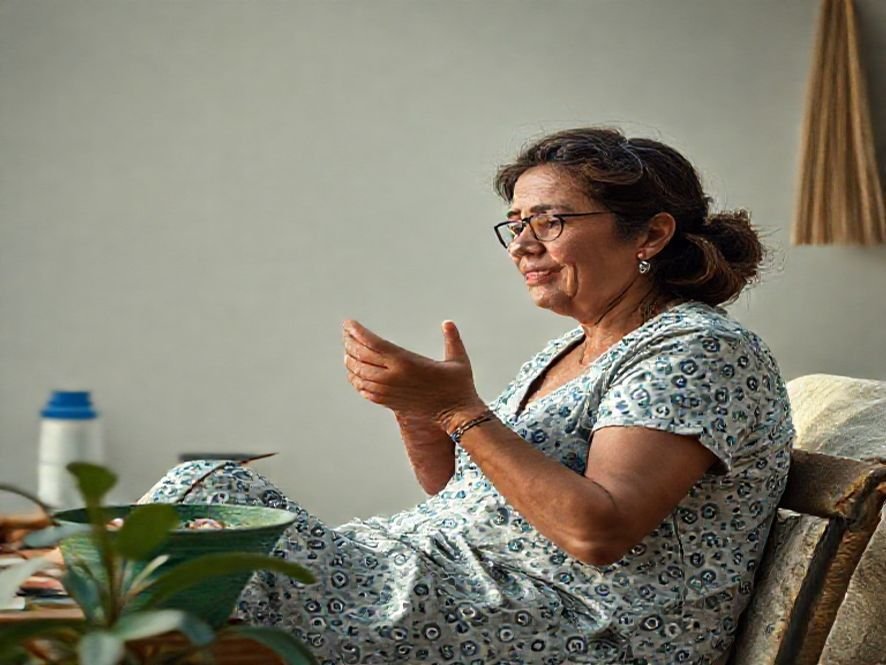 Apoio para os Pés Retrátil: O Recurso que Transforma Sua Cadeira em Cadeira de Descanso.