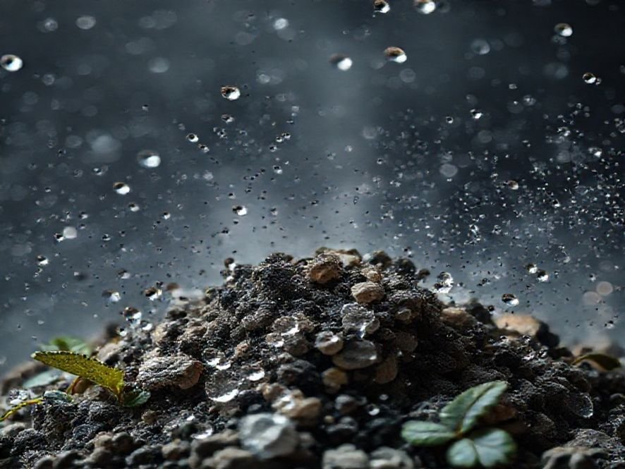 Cadeira Elements Astra: A Durabilidade do Material Poliuretano Sob Uso Intenso.