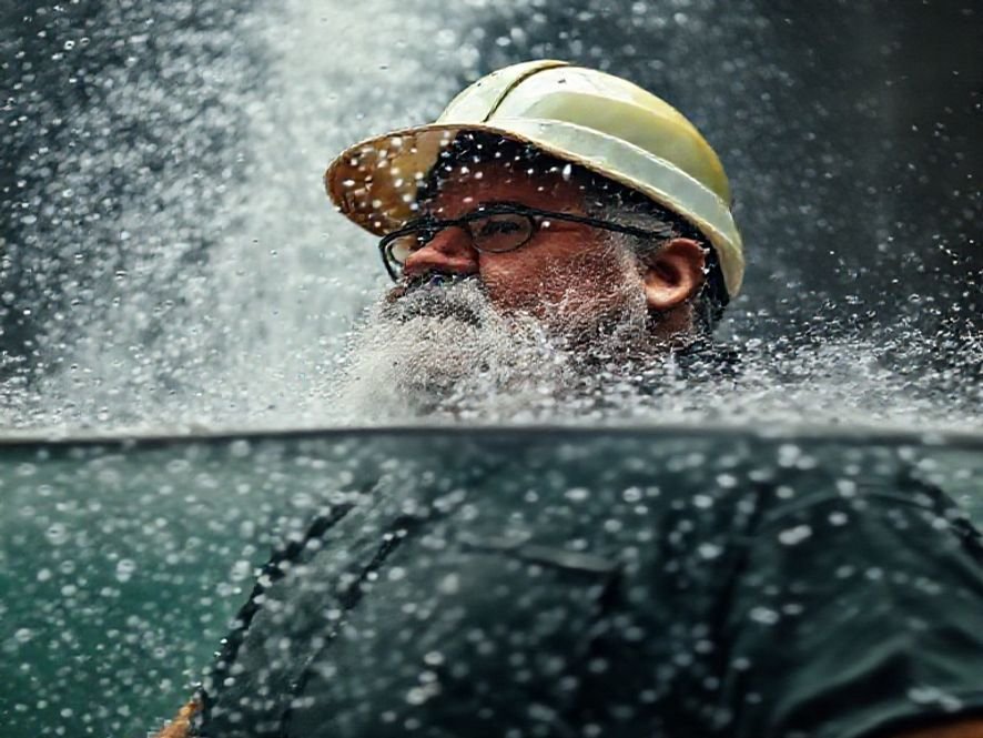 Cadeira Hidráulica 130 kg: Por Que a Capacidade de Carga é um Fator de Segurança Crítico?