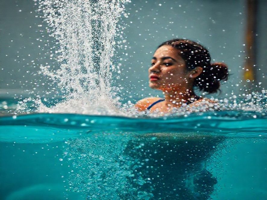 Cadeira Hidráulica Salão: A Solução para Quem Busca Alívio de Tensão Postural no Cliente?