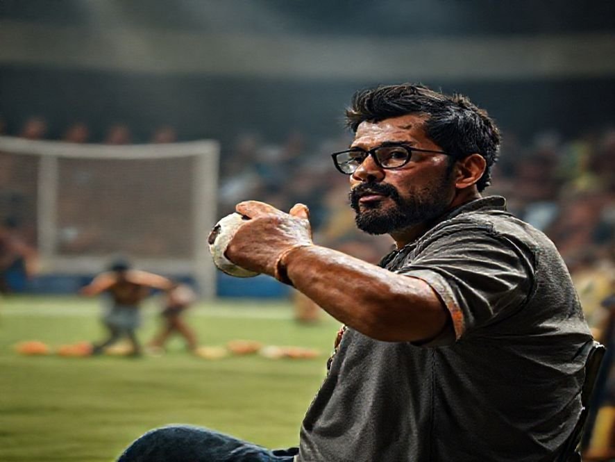 Cadeira Novilla de Jogos: Análise da Resistência do Suporte Traseiro e do Tecido.