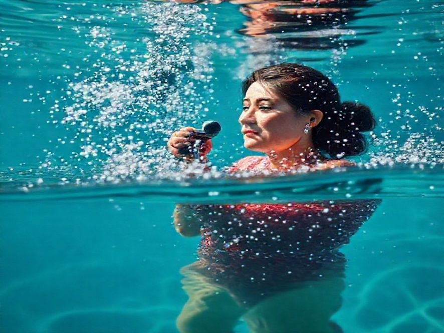 Cadeira Presidente Rosa: O Padrão de Estilo e Ergonomia em Couro à Prova D'água