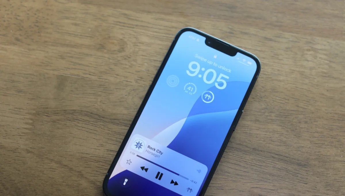 Apple estuda novos recursos de satélite para iPhone, aponta Bloomberg - Imagem do artigo