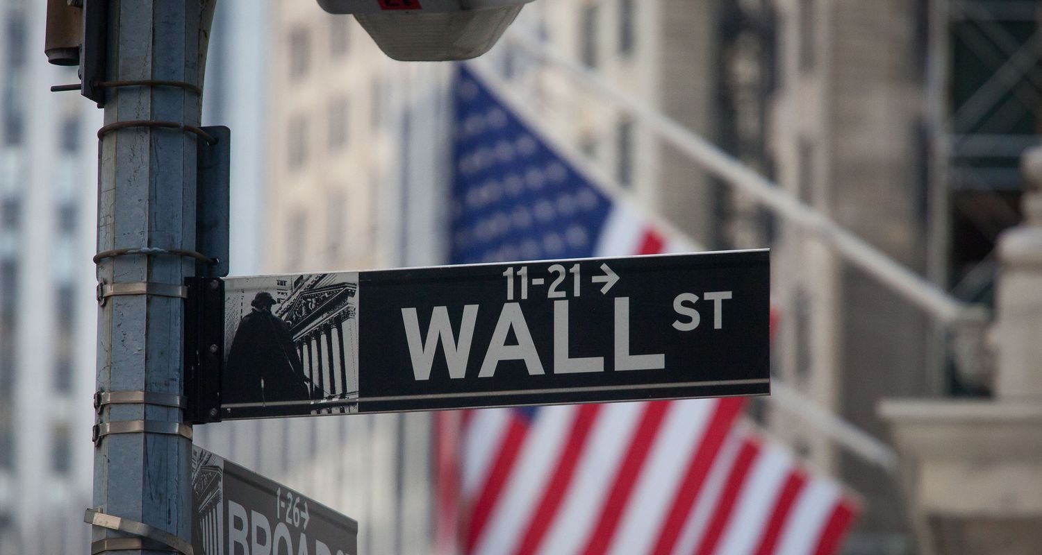 Nasdaq cai 3% na primeira semana de novembro e dúvidas sobre rentabilidade da IA derrubam ações de gigantes de tecnologia - Imagem do artigo