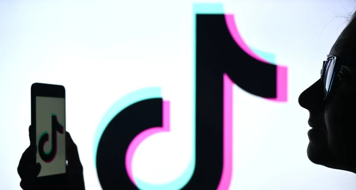 TikTok lança badges de bem-estar para limitar tempo de tela - Imagem do artigo