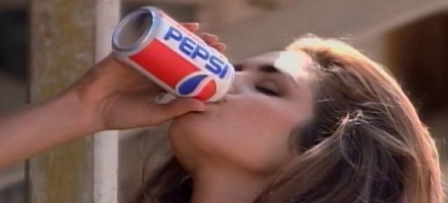 Malevola de Dispatch nasceu de comercial da Pepsi 90s - Imagem do artigo original