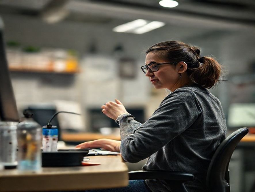 Cadeira Ergonômica Stoel Liv: O Foco no Foco e na Postura.
