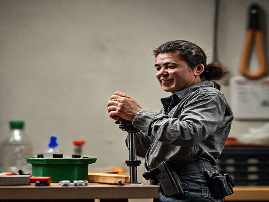 Cadeira Stoel Liv: O Guia de Manutenção Simples para o Mecanismo de Altura.