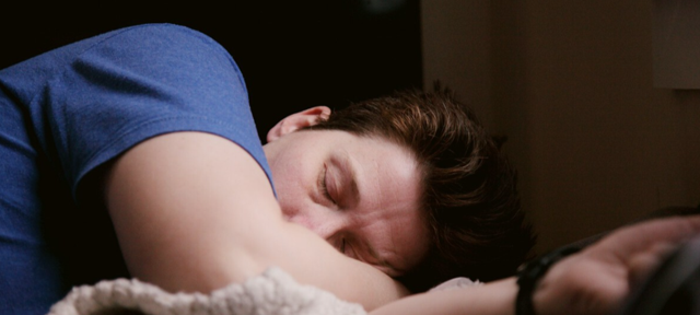 Adormecer rápido pode indicar privação severa de sono - Imagem do artigo original